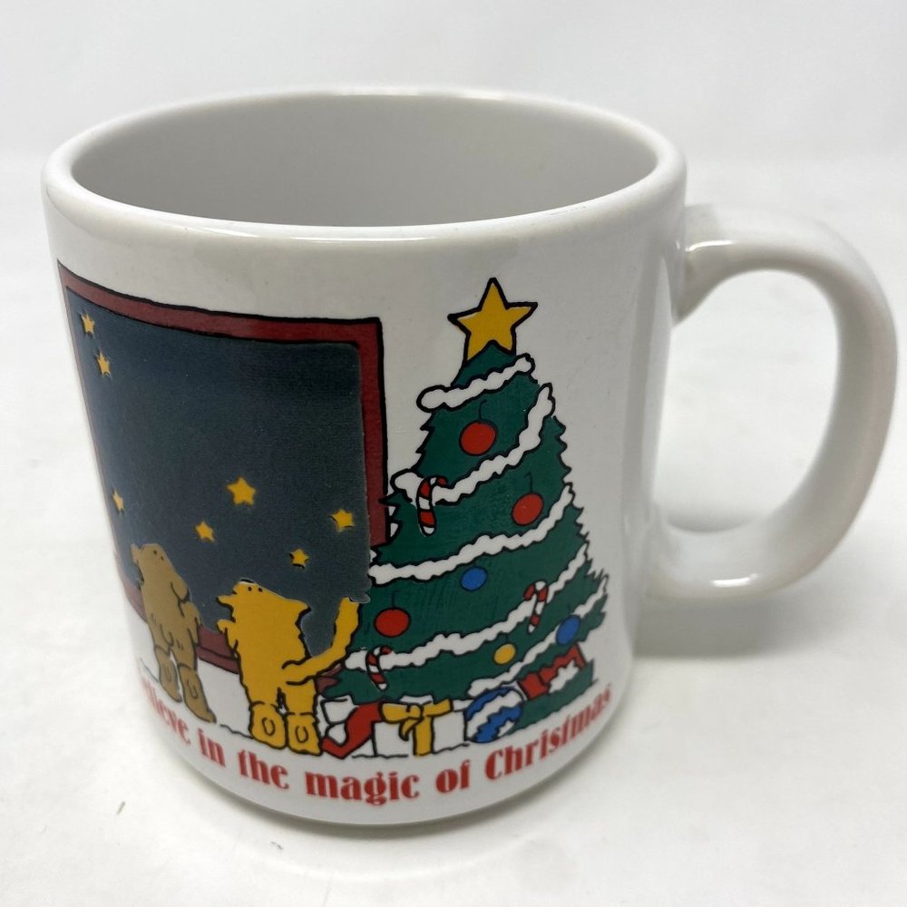 Vintage Believe in the Magic of Christmas Mug, Papel Freelance